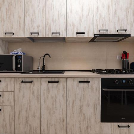 Ines - Modern 2Br Apartment With Garden Views บูคาเรสต์ ภายนอก รูปภาพ