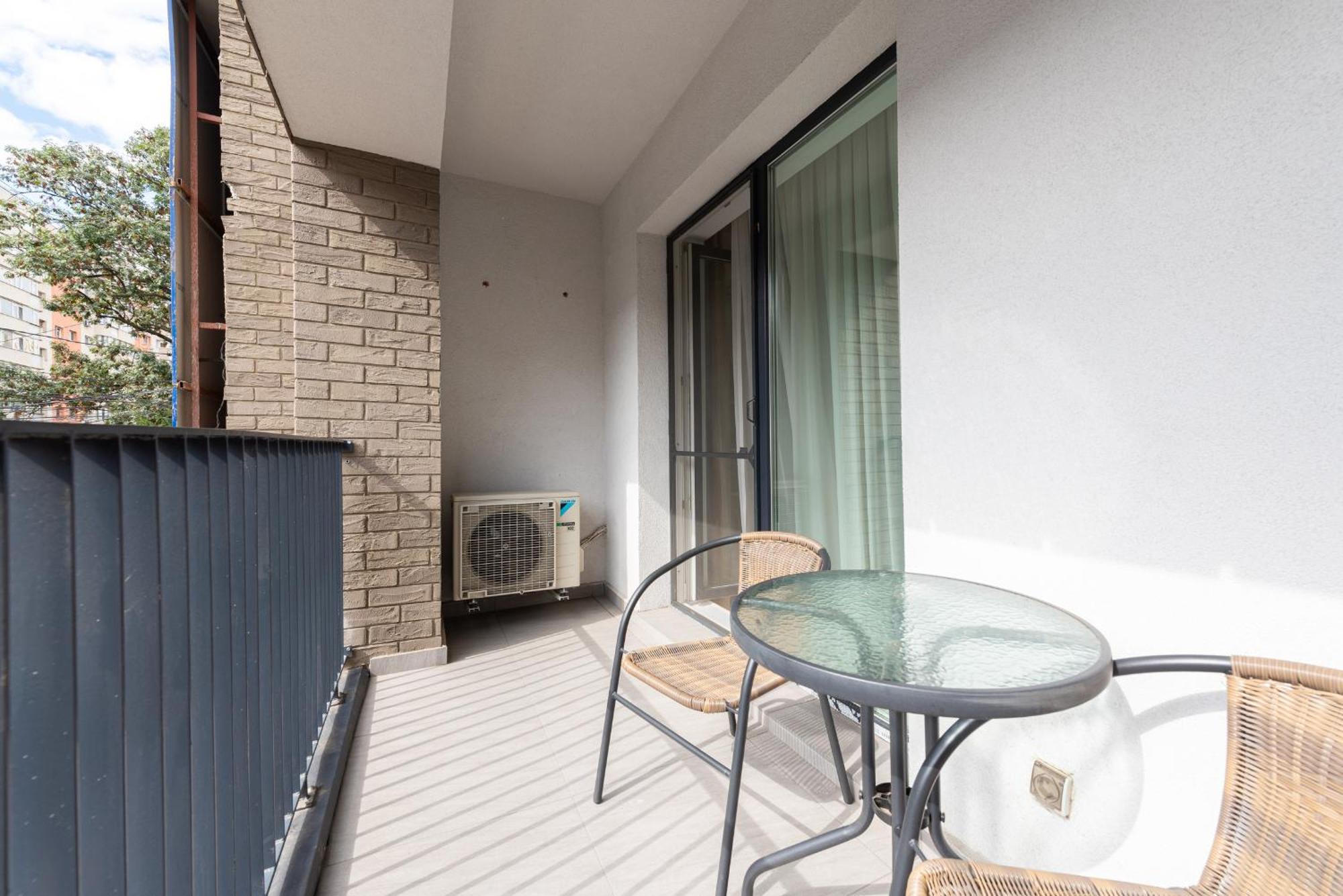 Ines - Modern 2Br Apartment With Garden Views บูคาเรสต์ ภายนอก รูปภาพ